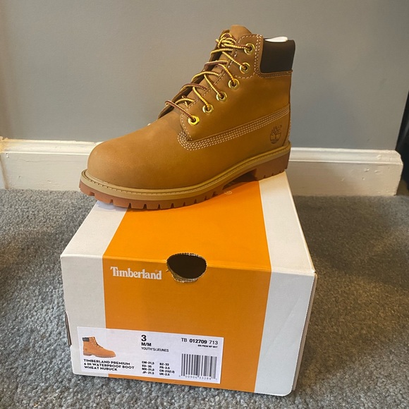 Brand new!!! NWT TIMBERLANDS